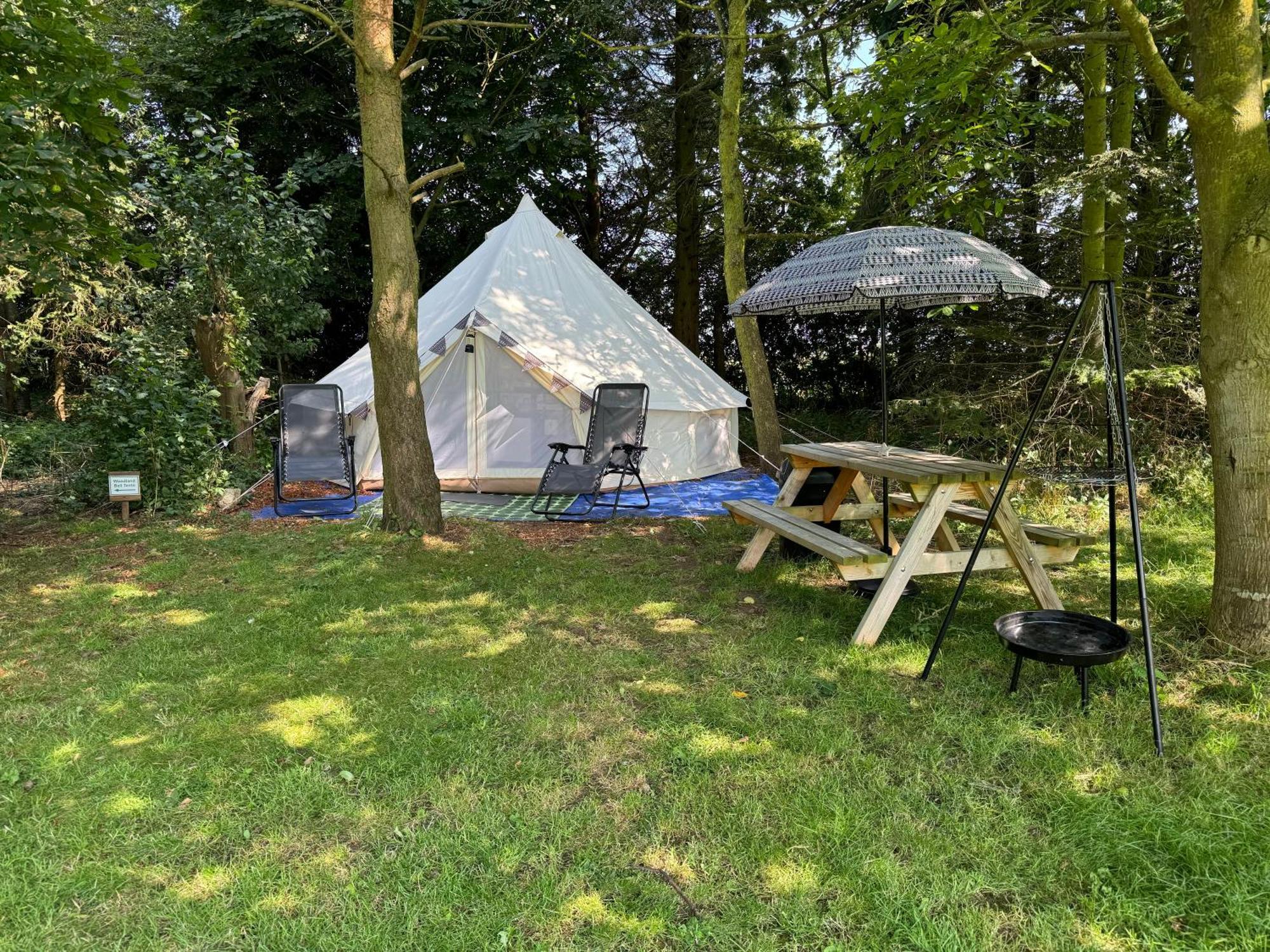 Spacious Bell Tent At Herigerbi Park Lincolnshire Vila Grantham Exterior foto